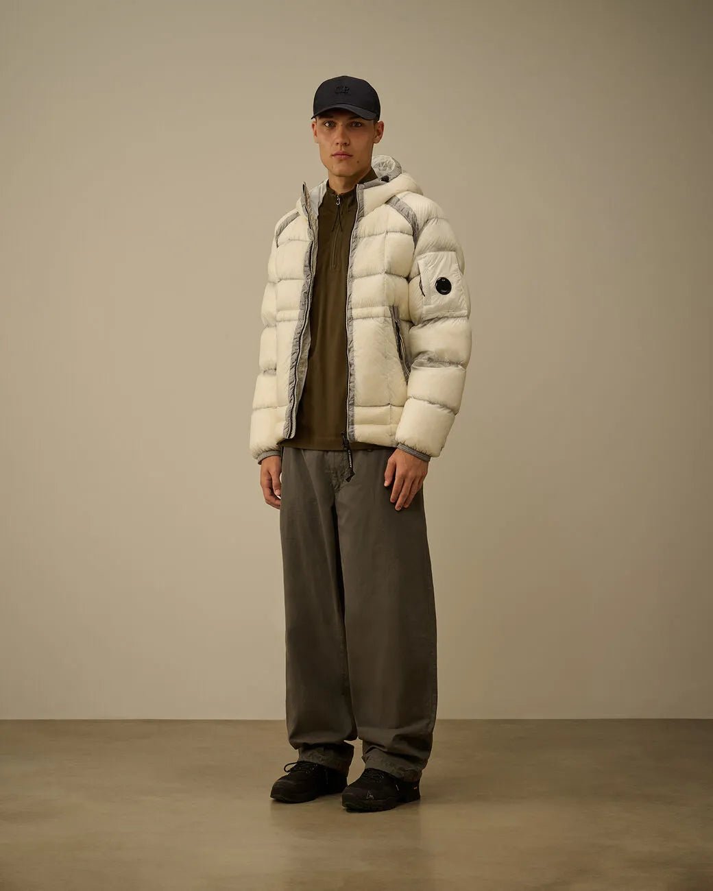 C.P. COMPANY - Doudoune D.D. Shell Hooded Down Puffer Jacket beige