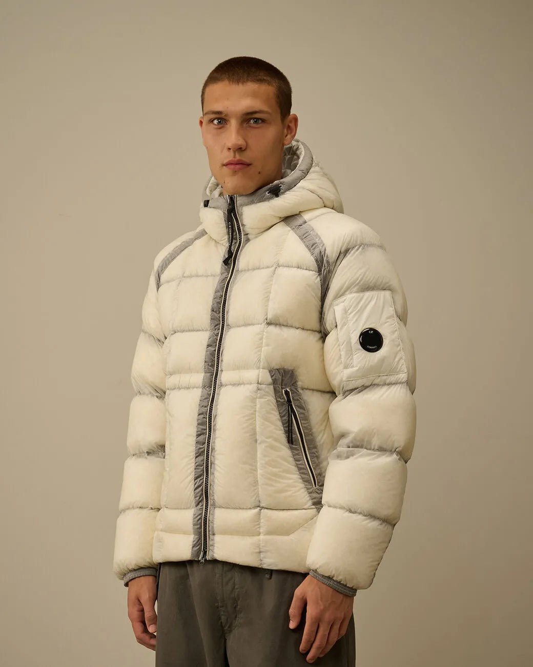 C.P. COMPANY - Doudoune D.D. Shell Hooded Down Puffer Jacket beige